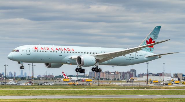 Boeing 787-9 Dreamliner (C-FGDT)