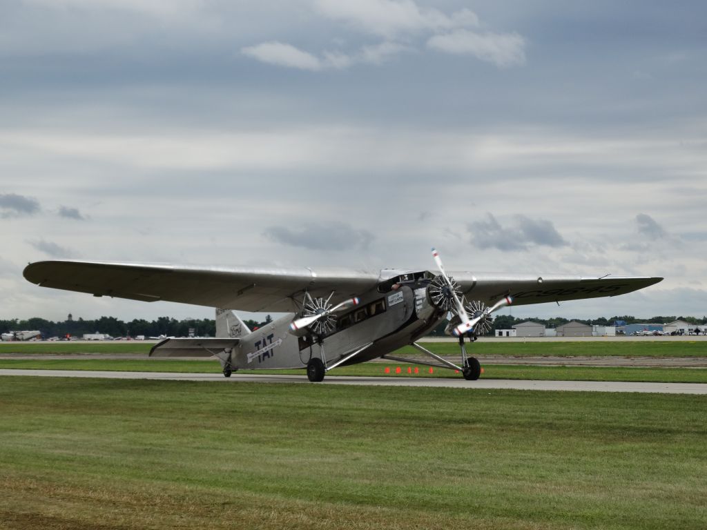 Ford Tri-Motor (NC9645) - Ford Tri-Motor 5-AT-B