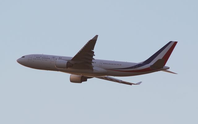 Airbus A330-300 (F-RARF) - french air force a330 f-rarf late evening training at shannon 14/8/15.