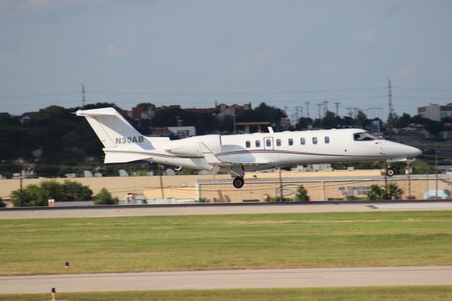 Learjet 45 (N30AB)