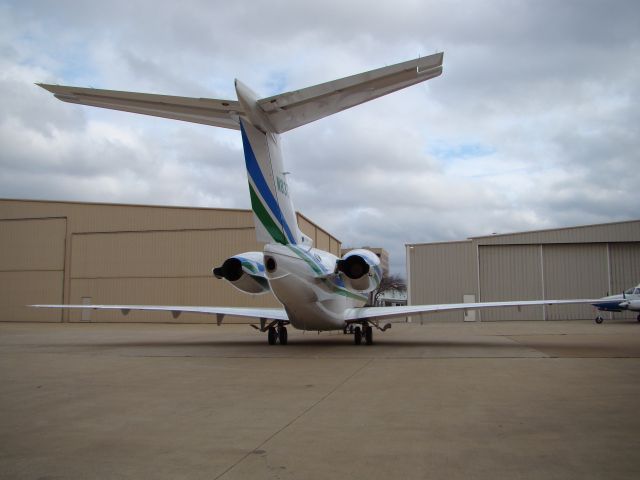 Hawker Beechcraft 4000 —