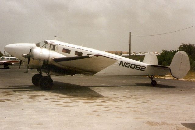 Beechcraft 18 (N6082) - Seen here in Jul-94.