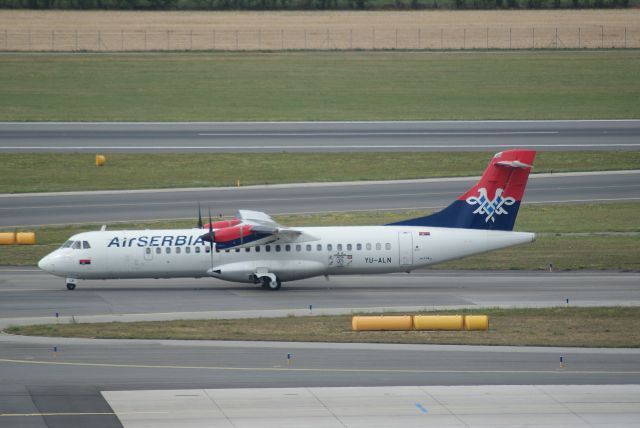 ATR ATR-72 (YU-ALN) - Air Serbia ATR72-202 cn180 23 juni 2018 taxieen for Take Off