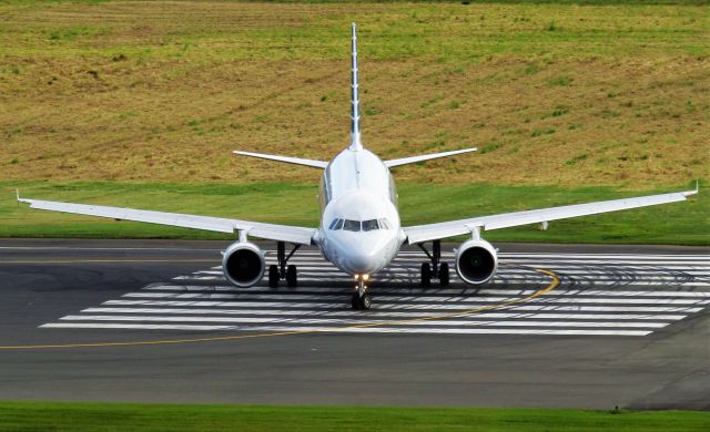 Airbus A319 (N710UW)