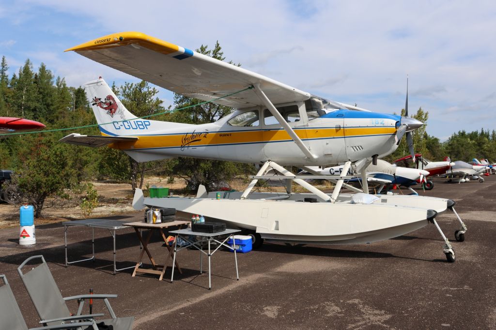 Cessna Skylane (C-GUBP) - C-GUBP Cessna Skylane II 182-P RVA à CSQ4 Aéroport de Casey QC. le 02-09-2023 à 10:56