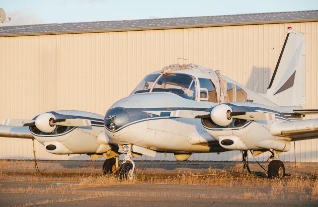 Piper Aztec (N4644P)