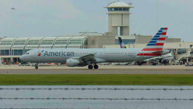 Airbus A321 (N173US)