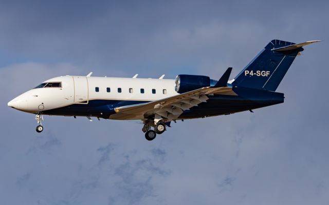 Canadair Challenger (P4-SGF)