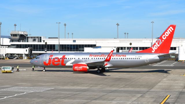 Boeing 737-800 (G-JZHW) - Jet2 Boeing 737-8MG(WL) G-JZHW in Glasgow 