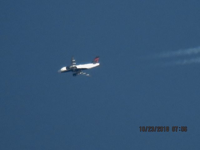 Airbus A319 (N314NB)