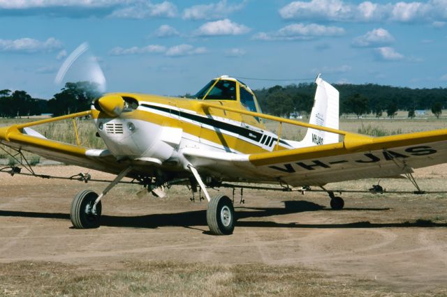 Cessna Caravan (VH-JAS) - CESSNA 188B AGTRUCK - VH-JAS (CN 01512T) - ST ARNAUD AIRPORT VIC. AUSTRALIA - YSTA 7/11/1987