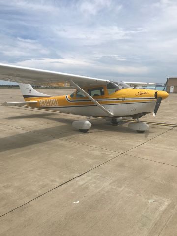 Cessna Skylane (N3410U)
