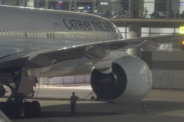 Airbus A350-1000 (B-LXI) - First A35K for me...B-LXI getting ready to push for Auckland.