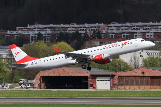 EMBRAER 195 (OE-LWC)