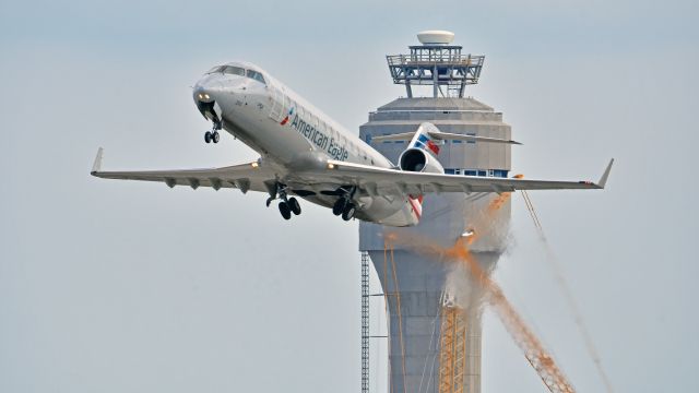 Canadair Regional Jet CRJ-200 (N250PS) - PSA Airlines (American Eagle) Bombardier CRJ-200 (N250PS) departs KCLT Rwy 36C on 03/30/2018 at 4:25 pm