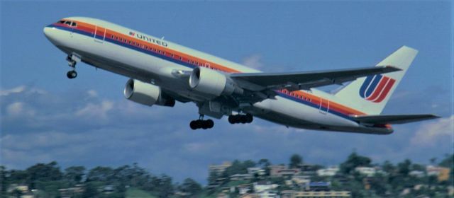 N602UA — - Boeing 767-222 Lindberg Field San Diego CA AUG 1984