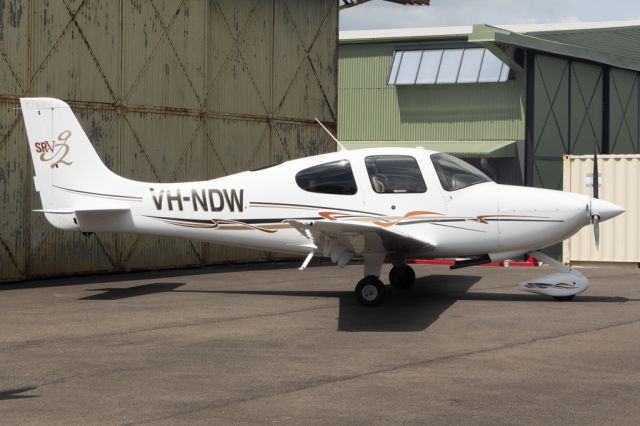 Cirrus SR-20 (VH-NDW)