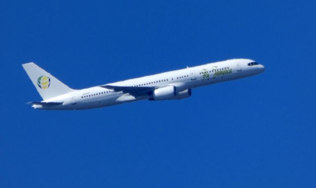 Boeing 757-200 (N524AT) - Shown here is a Fly Jamaica Boeing 757-200 a few minutes until it lands in the Spring of 2018.