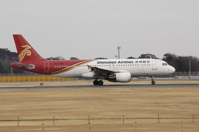 Airbus A320 (B-6358) - Departure at NRT Airport R/W16R on 2012/01/01