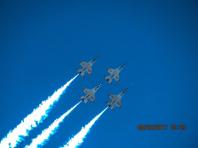 Lockheed F-16 Fighting Falcon (92-3898)