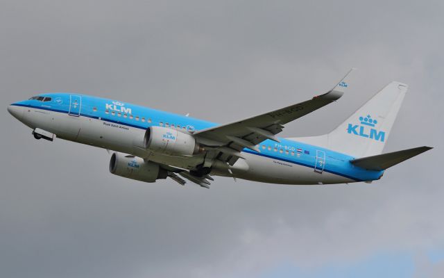 PH-BGD — - klm 737-7 ph-bgd training at shannon 28/6/14.