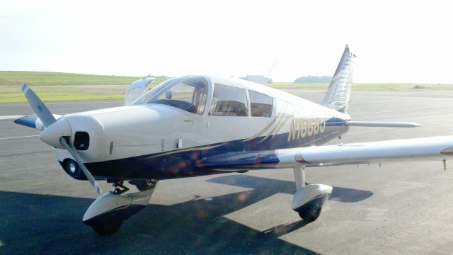 Piper Cherokee (N1868J)