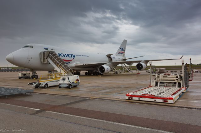 Boeing 747-200 (VP-BCV)