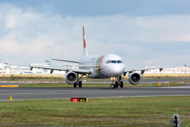 Airbus A321 (CS-TJG)