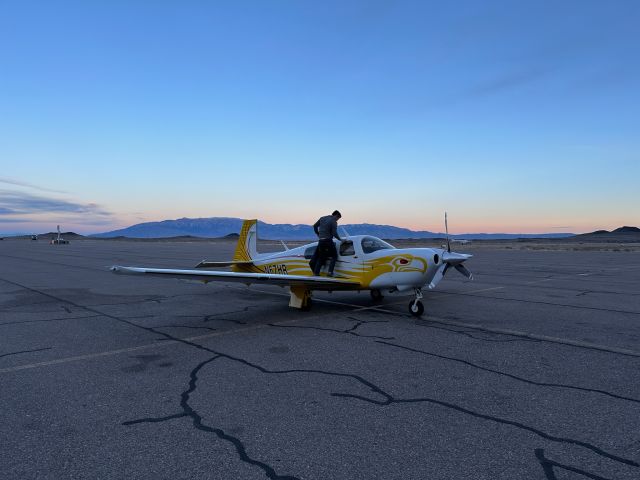 Mooney M-20 Turbo (N67HR)