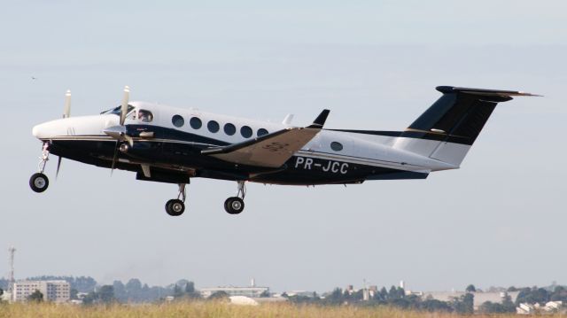 Beechcraft Super King Air 300 (PR-JCC)