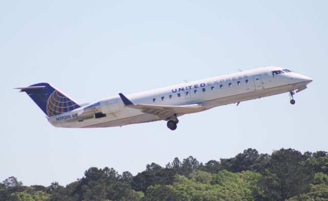 Canadair Regional Jet CRJ-200 (N593ML)