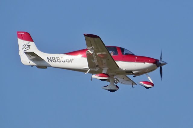 Cirrus SR-22 (N8888P)