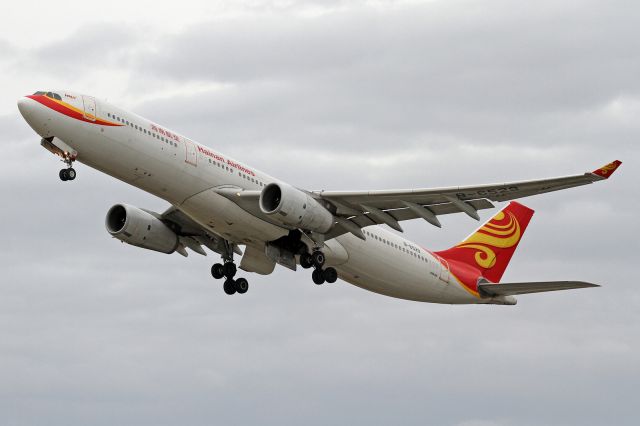 Airbus A330-300 (B-6529)