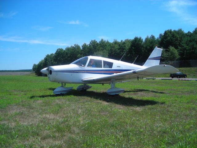 Piper Cherokee (N70CD)