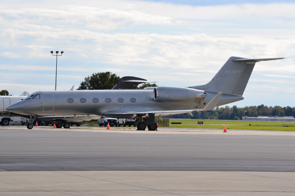 Gulfstream Aerospace Gulfstream IV (N178PT) - PLATINUM AVIATION LLC at KCLT - 10/31/20