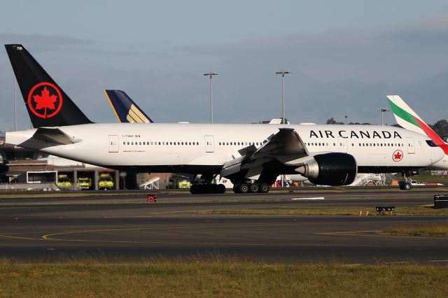 BOEING 777-200LR (C-FNNH) - on 9 August 2019