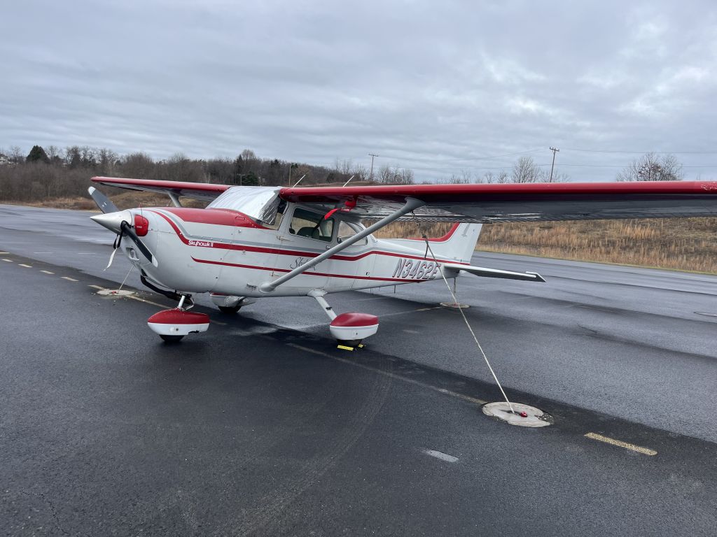 Cessna Skyhawk (N3462E)