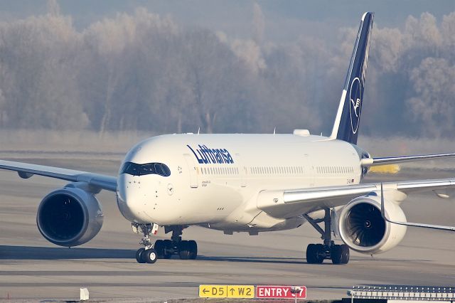 Airbus A350-900 (D-AIXE)