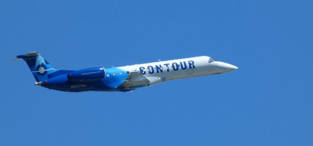 Embraer ERJ-135 (N16511) - Shortly after departure is this 2000 Contour Airlines Embraer ERJ-135ER in the summer of 2022.  KPHL > KOGS