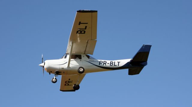 Cessna 152 (PR-BLT)