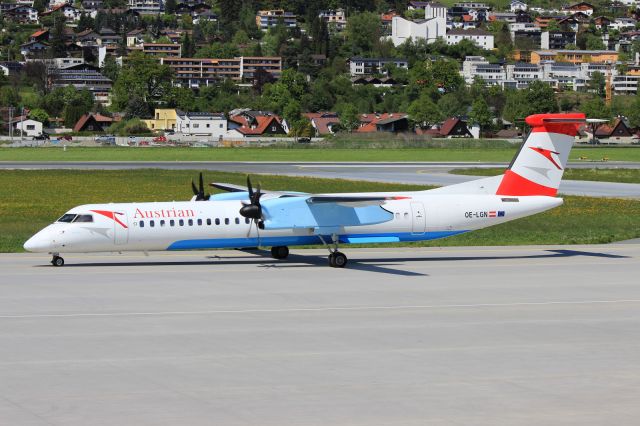 de Havilland Dash 8-400 (OE-LGN)