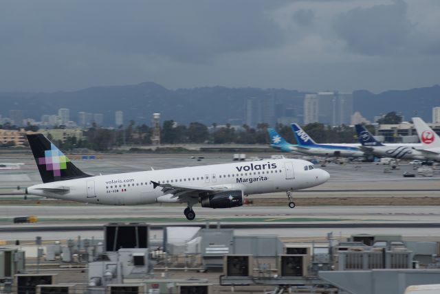 Airbus A320 (XA-VOM) - Volaris A320-233 cn3624