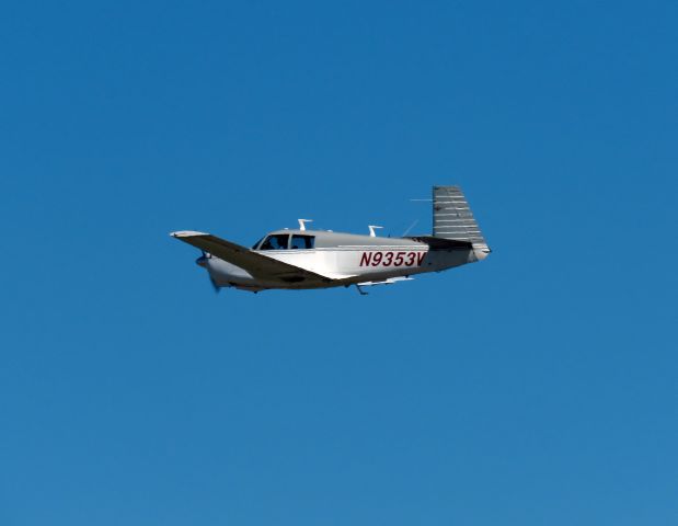 Mooney M-20 (N9353V) - Departure from KPAE taken by Scott Linn.