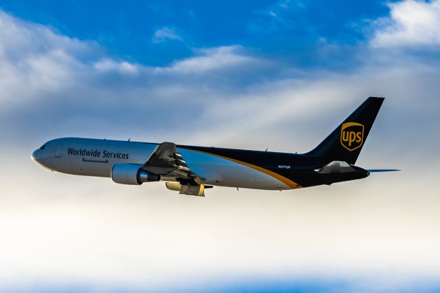 BOEING 767-300 (N377UP) - UPS 767-300 taking off from PHX on 11/9/22. Taken with a Canon R7 and Tamron 70-200 G2 lens.