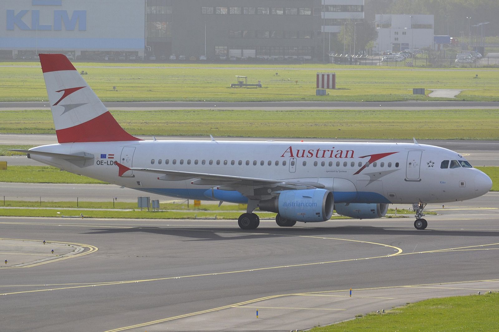 Airbus A319 (OE-LDC)