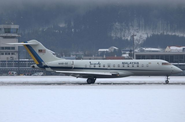 Bombardier Global Express (M4802)