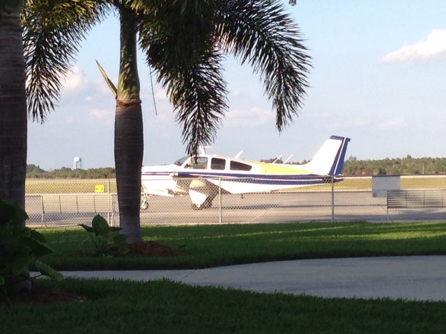 Beechcraft Bonanza (33) (N6038Q)