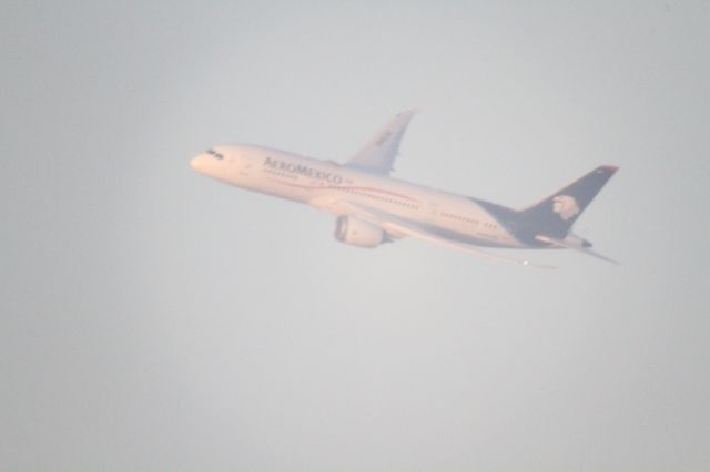 Boeing 787-8 (N966AM) - DEPARTURE FROM 27 MMTJ