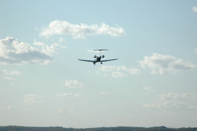 Canadair Regional Jet CRJ-700 —