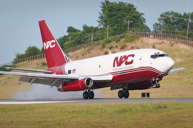 Boeing 737-200 (NAC897) - 15.Jun.10